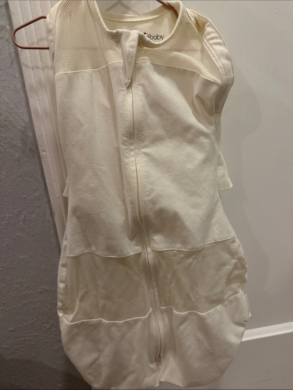 Happiest Baby SNOO Sleep Sack – Size Medium – Cream/White